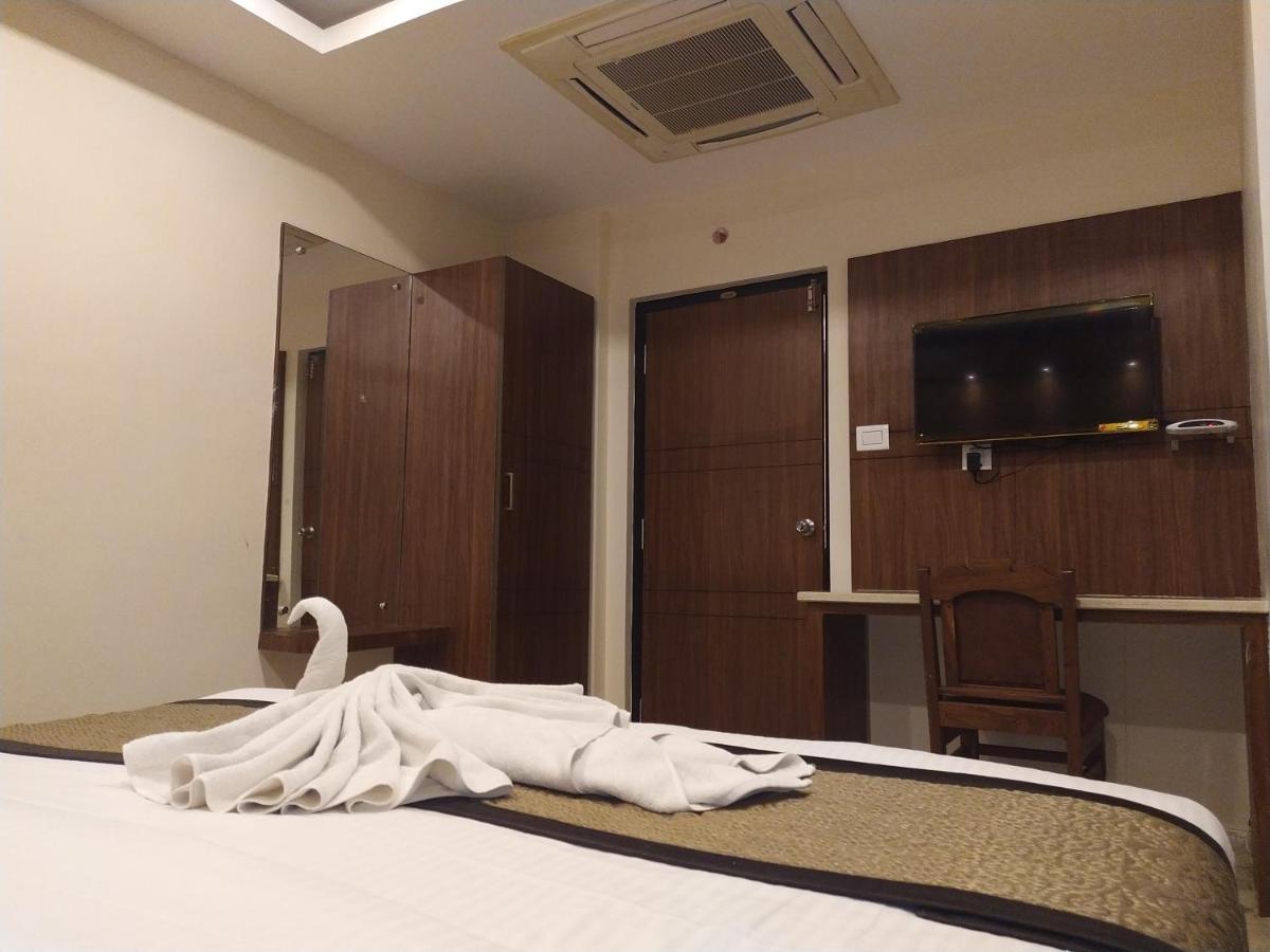 Hotel White Boutique Pondicherry Ngoại thất bức ảnh