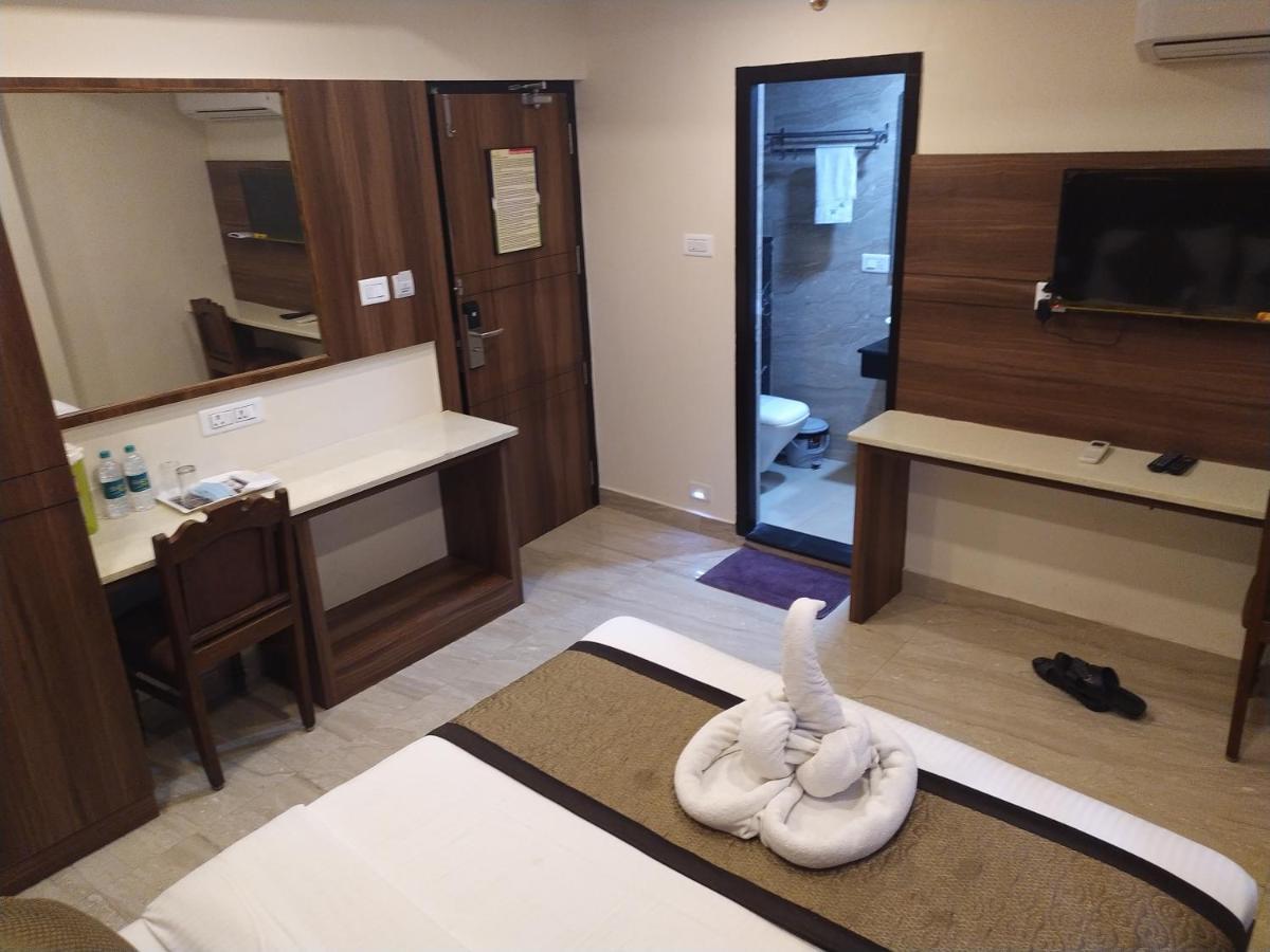 Hotel White Boutique Pondicherry Ngoại thất bức ảnh