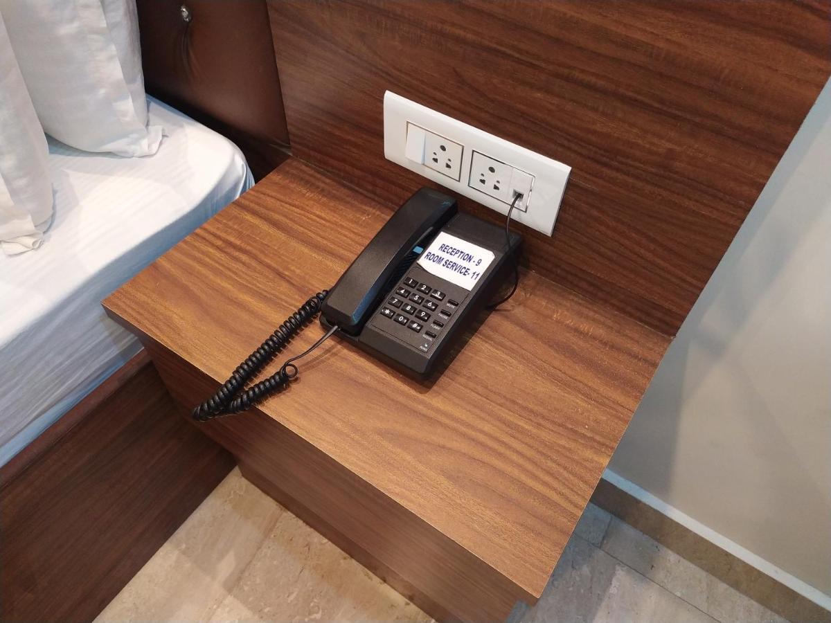 Hotel White Boutique Pondicherry Ngoại thất bức ảnh