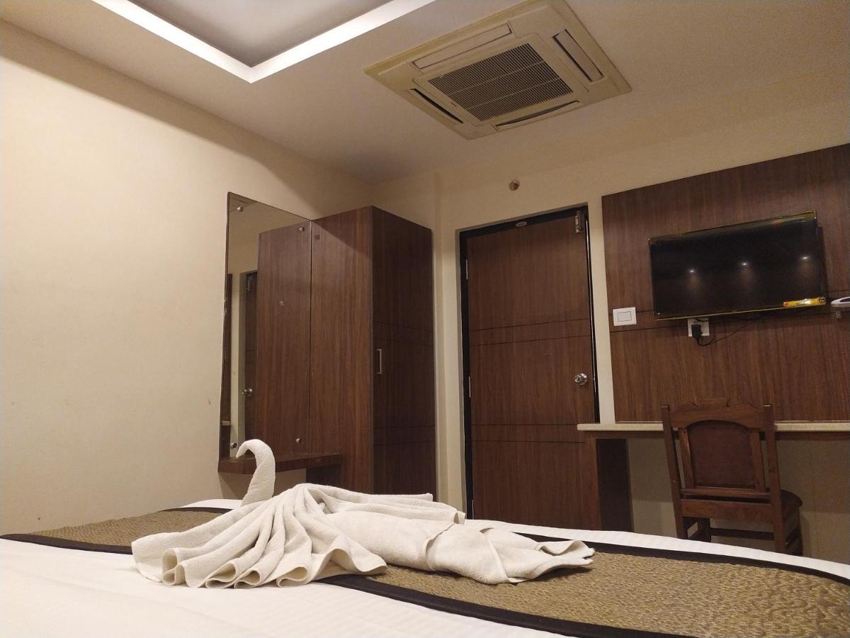 Hotel White Boutique Pondicherry Ngoại thất bức ảnh